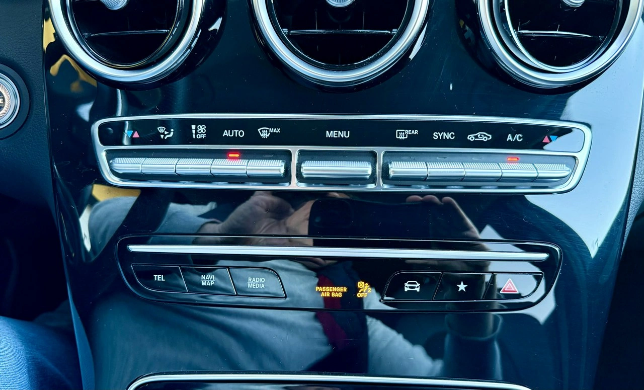 Mercedes GLC 300 - Zdjęcie 19