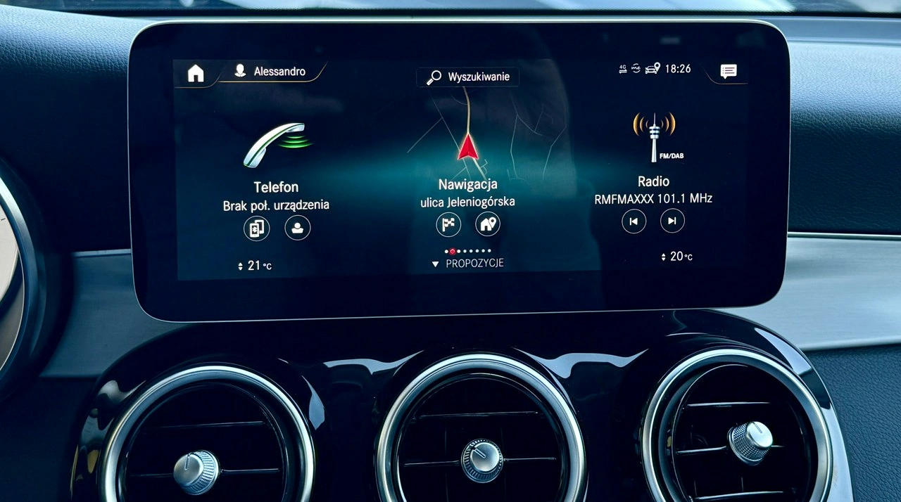 Mercedes GLC 300 - Zdjęcie 24