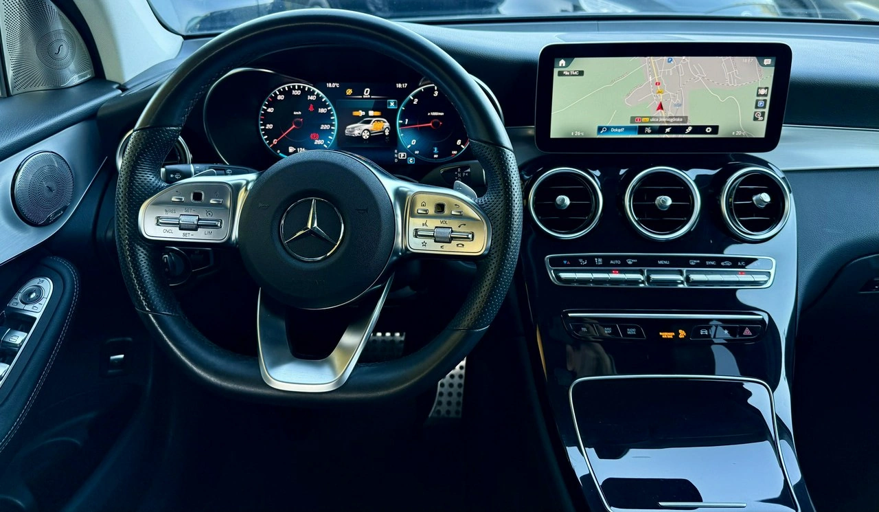 Mercedes GLC 300 - Zdjęcie 25