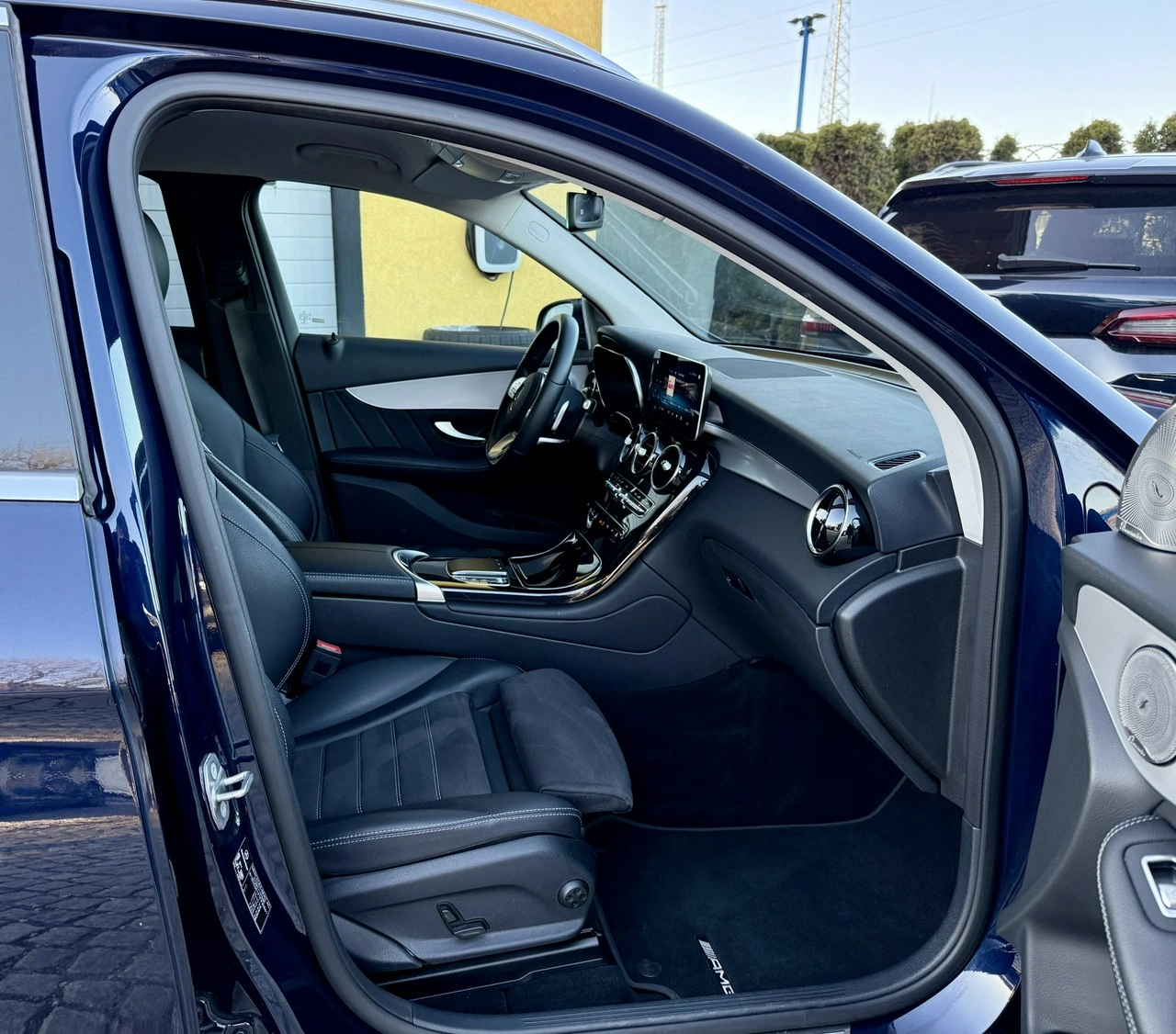 Mercedes GLC 300 - Zdjęcie 12