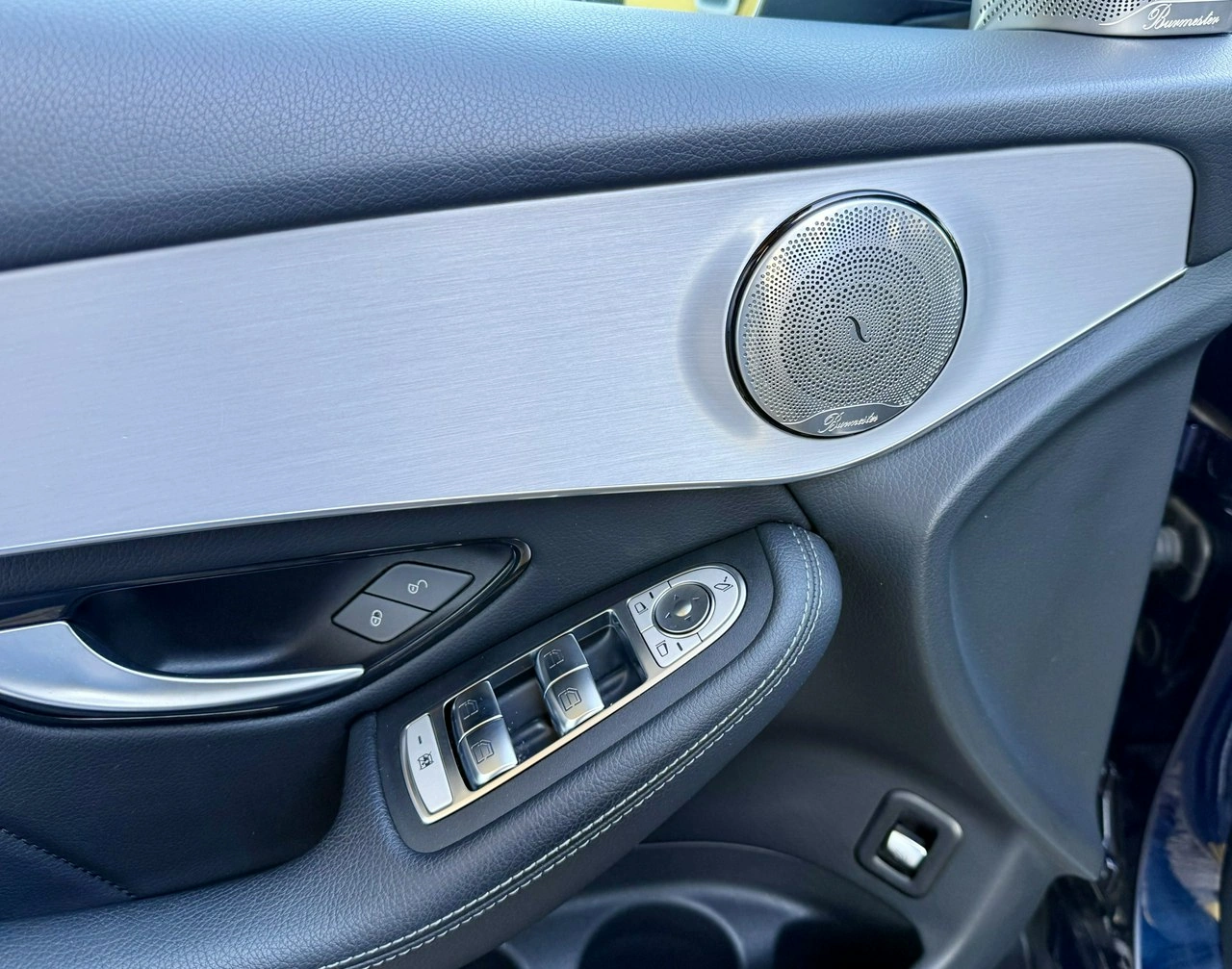 Mercedes GLC 300 - Zdjęcie 38