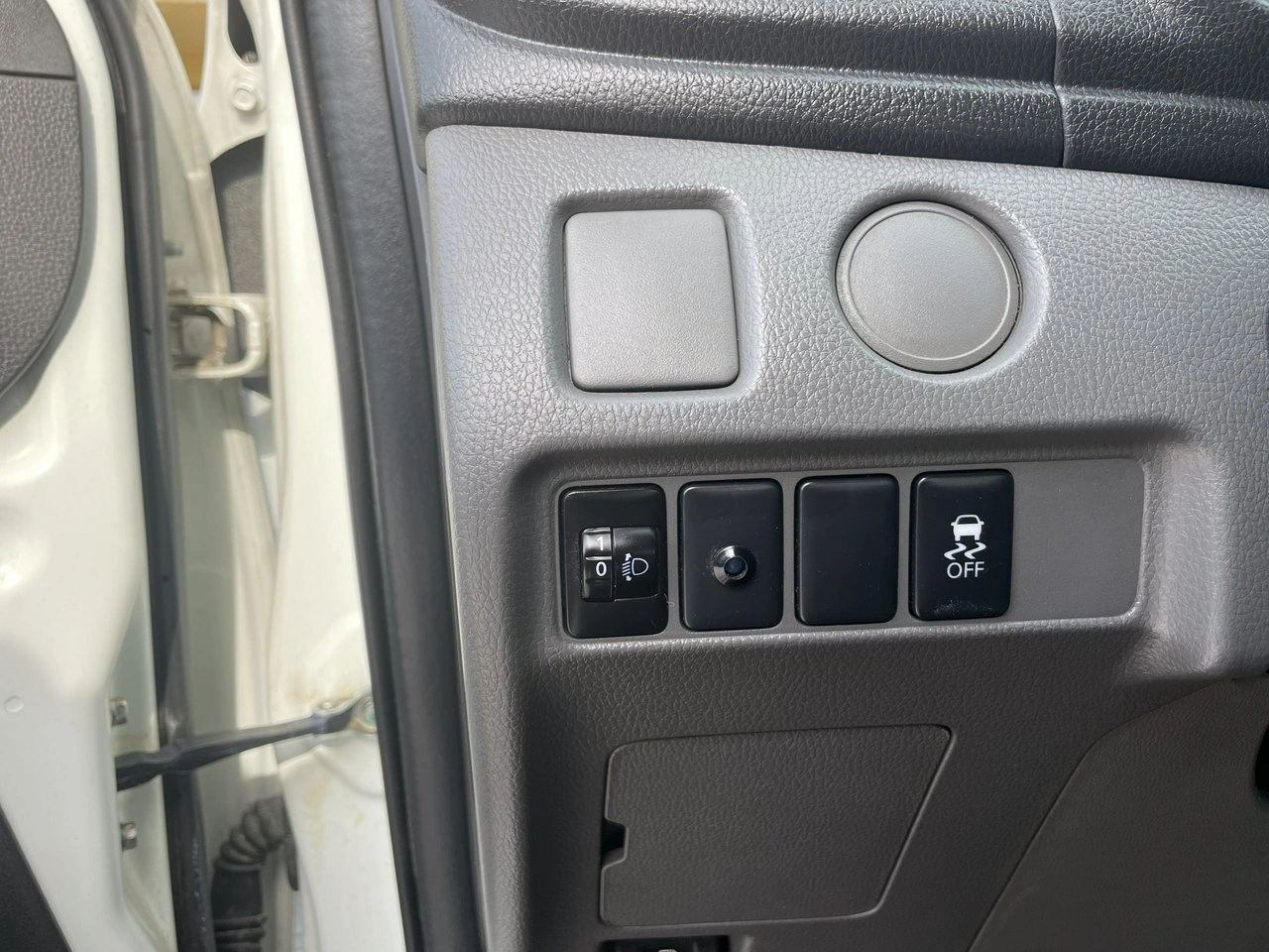 Mitsubishi L200 - Zdjęcie 19