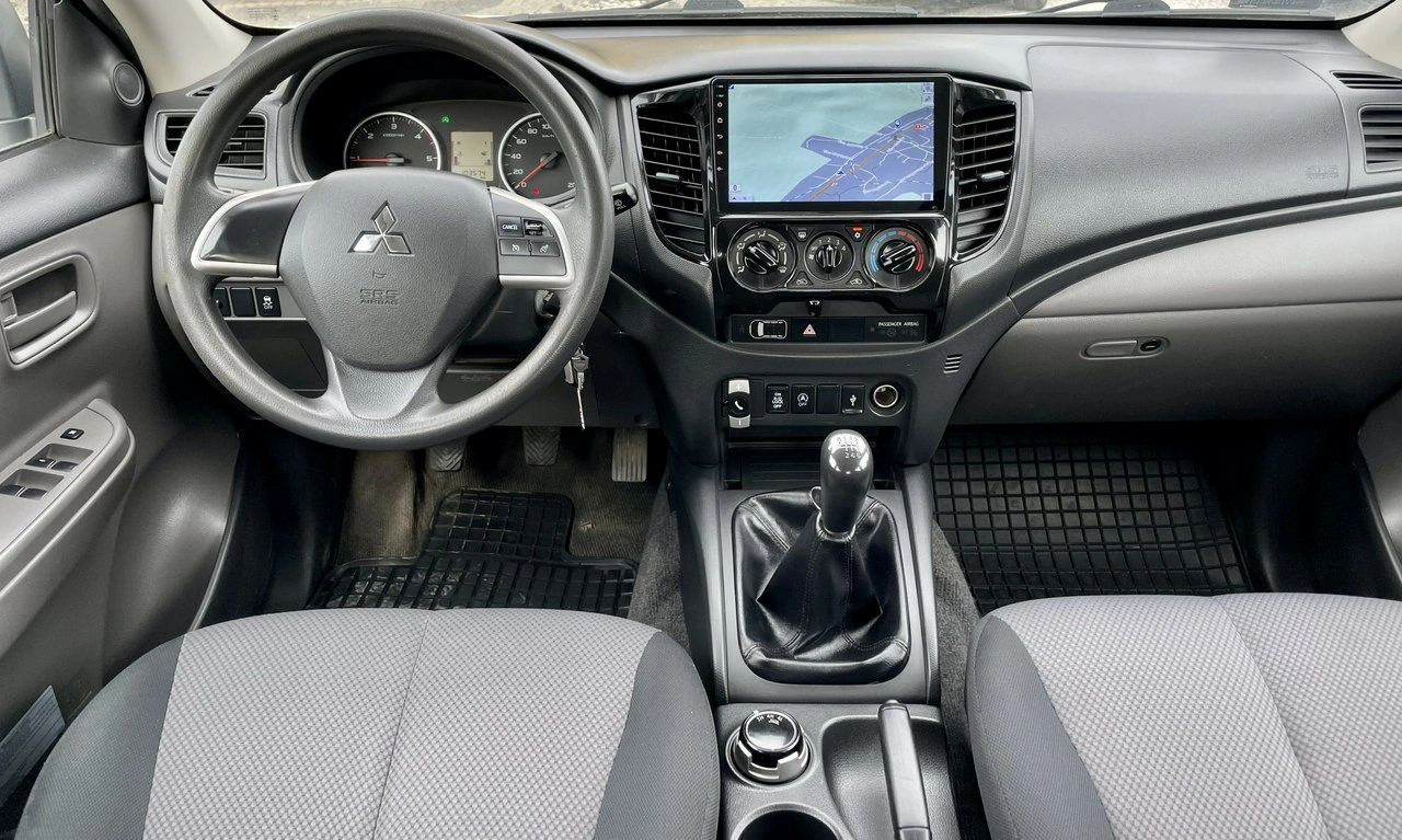 Mitsubishi L200 - Zdjęcie 11