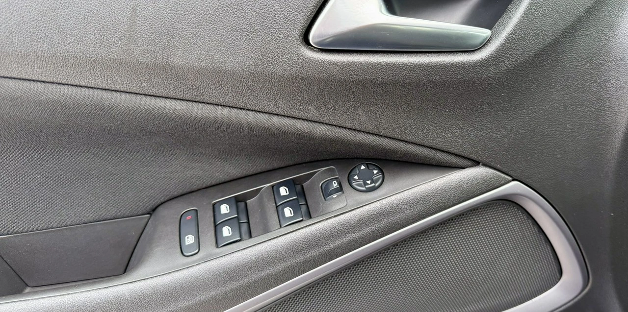 Opel Crossland - Zdjęcie 32