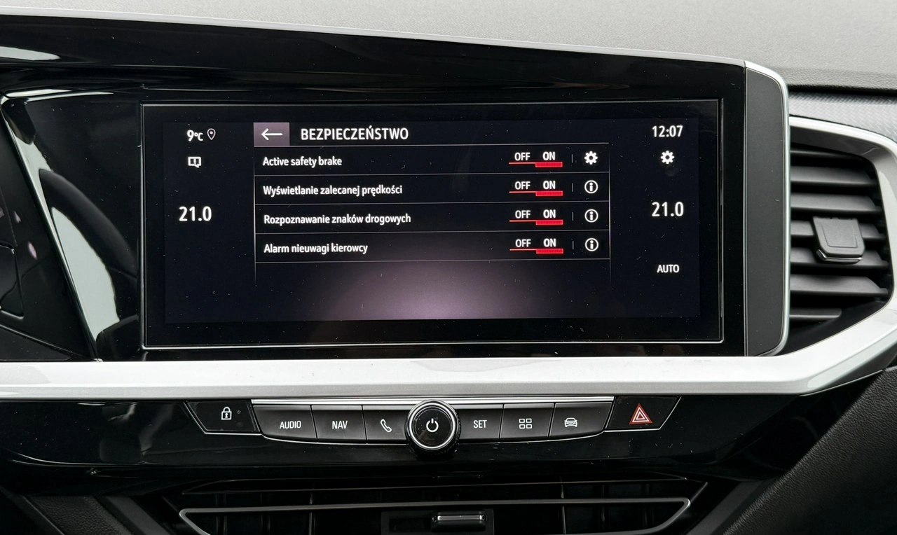 Opel Grandland - Zdjęcie 28