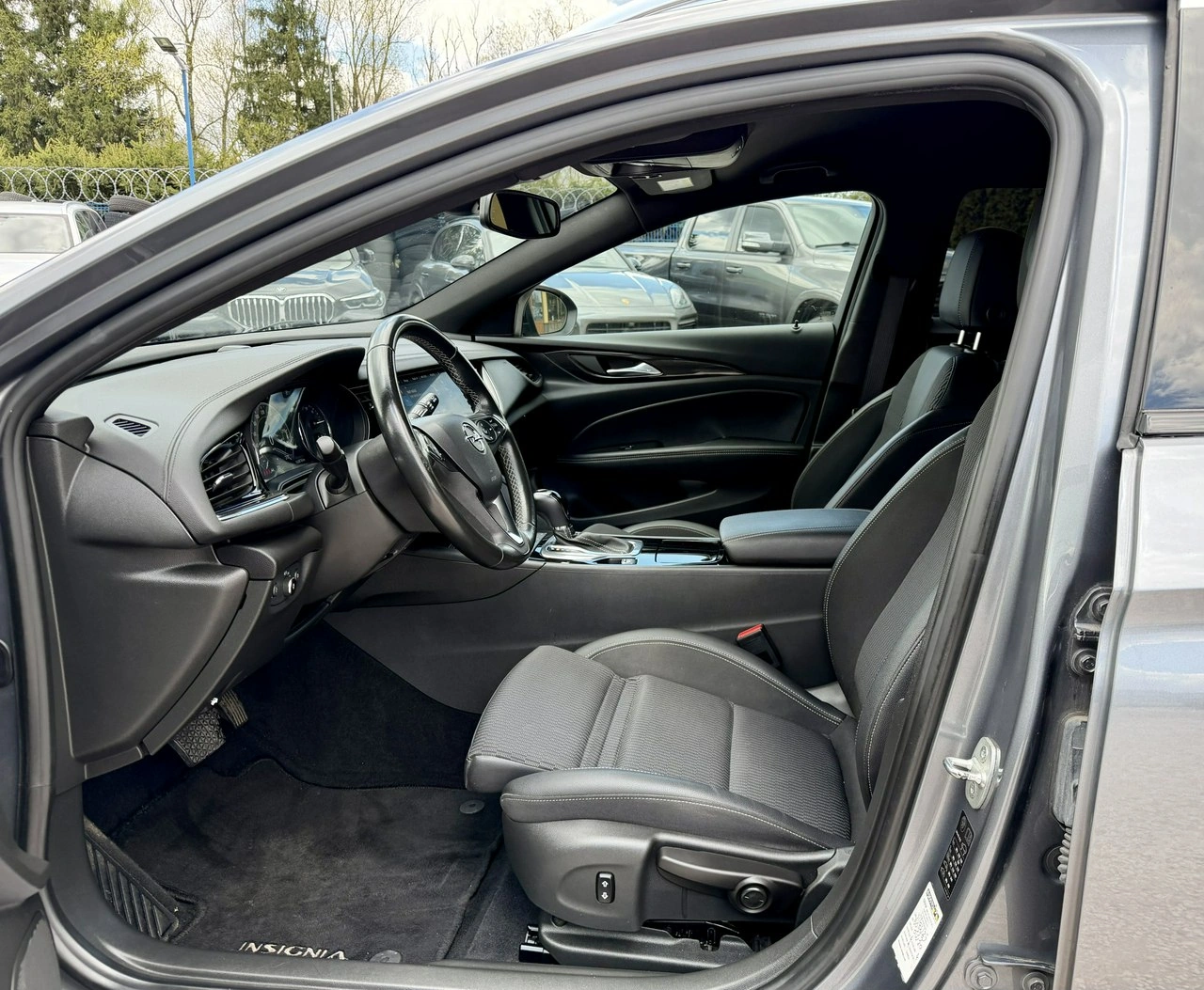 Opel Insignia - Zdjęcie 8