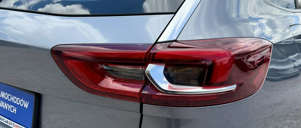 Opel Insignia - Zdjęcie 16