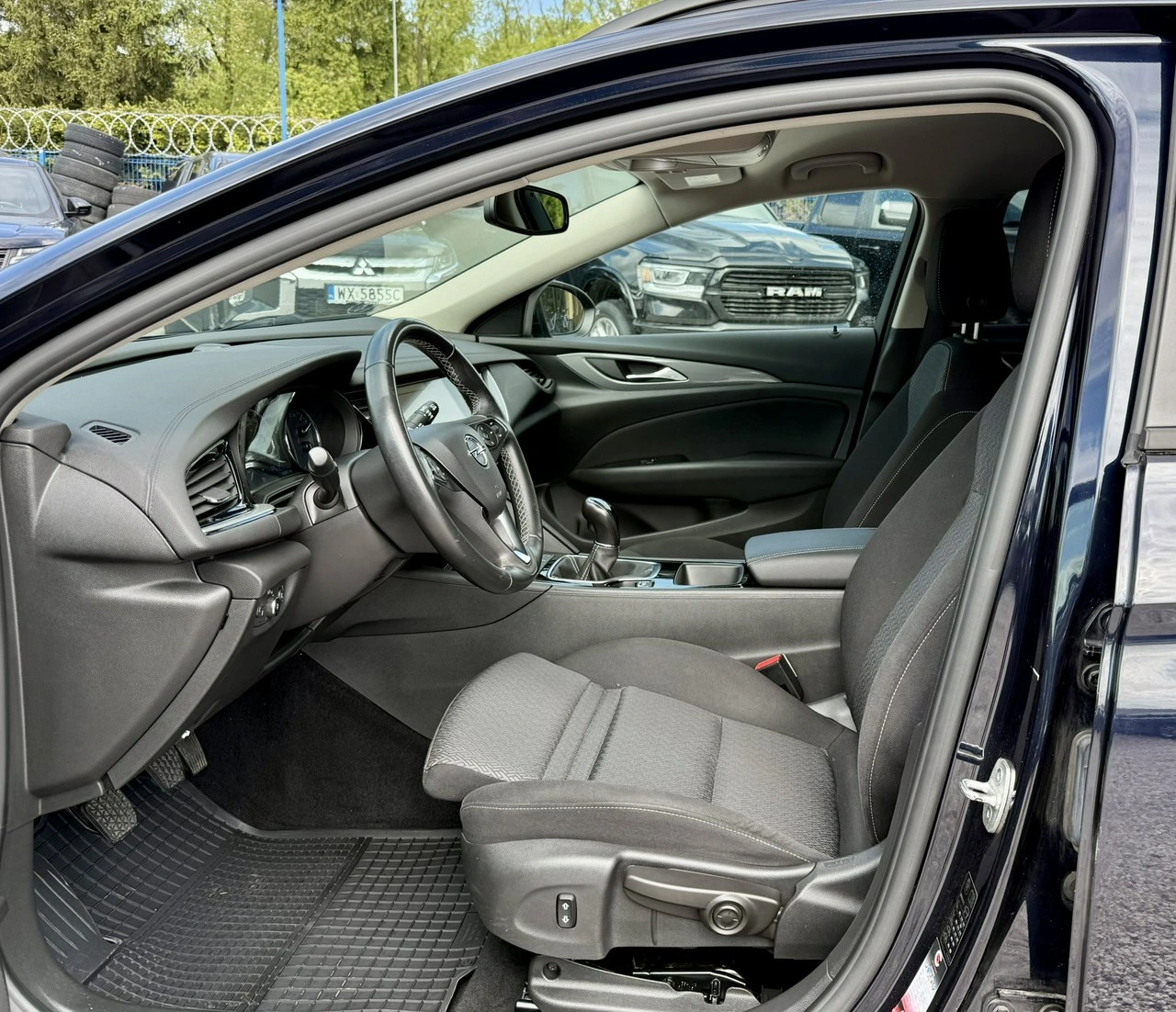 Opel Insignia - Zdjęcie 8