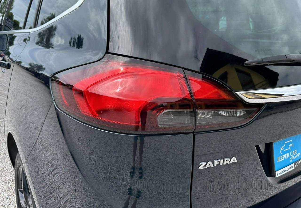 Opel Zafira - Zdjęcie 14