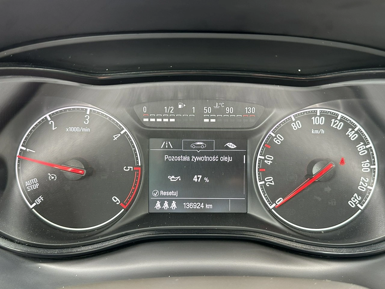 Opel Zafira - Zdjęcie 30