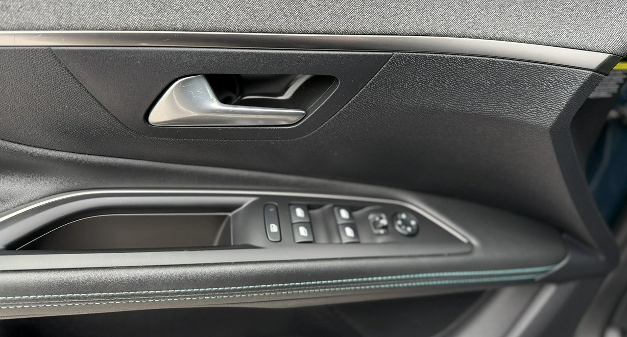 Peugeot 3008 - Zdjęcie 19