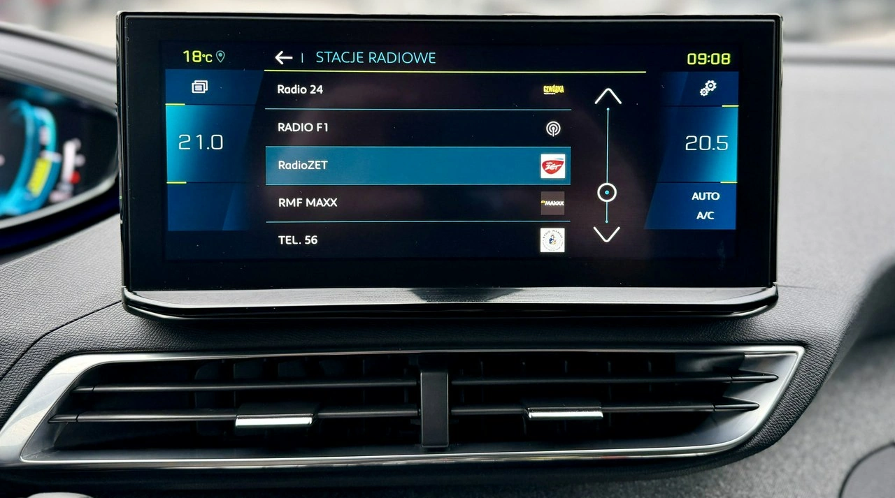 Peugeot 3008 - Zdjęcie 25