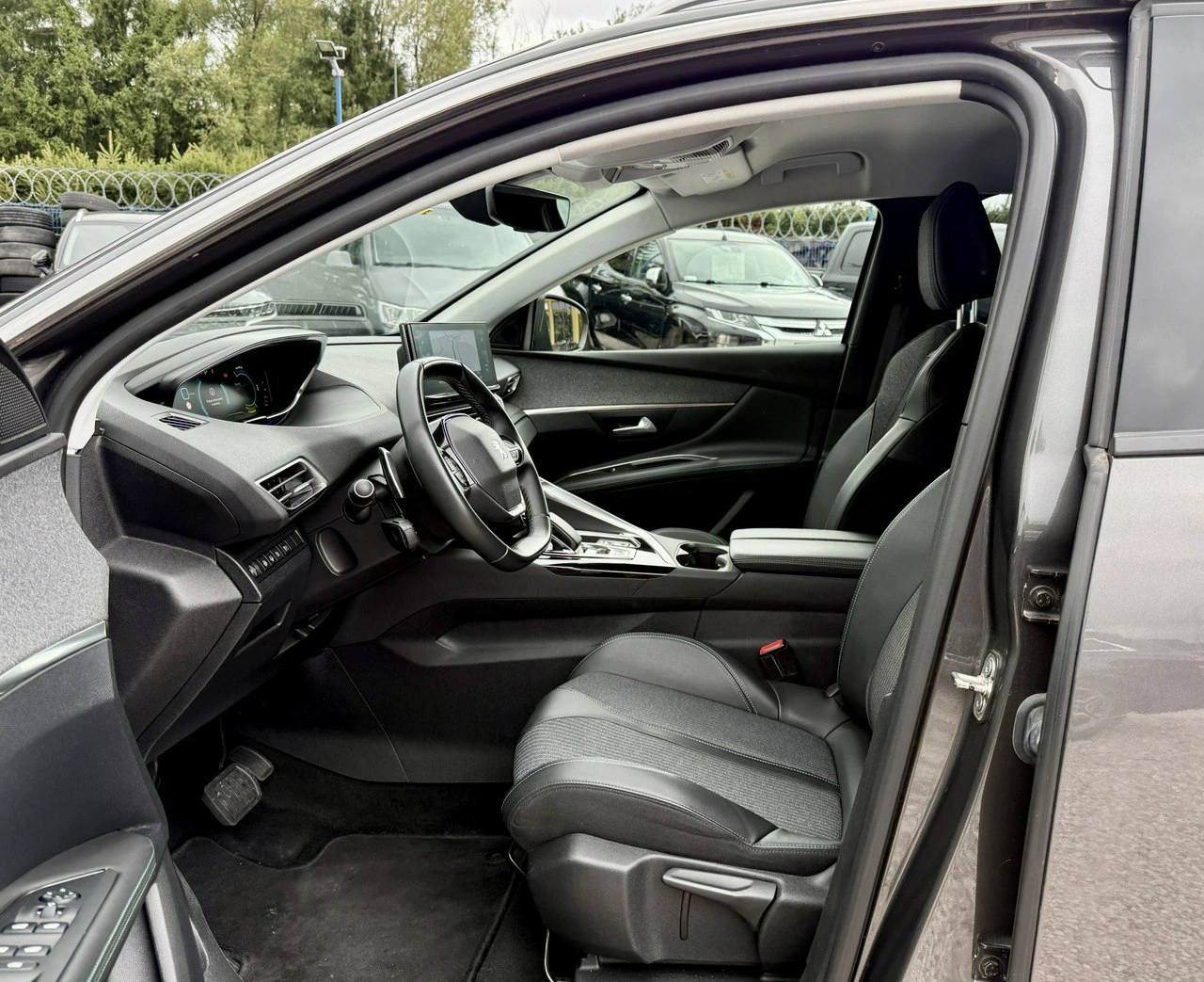 Peugeot 3008 - Zdjęcie 9