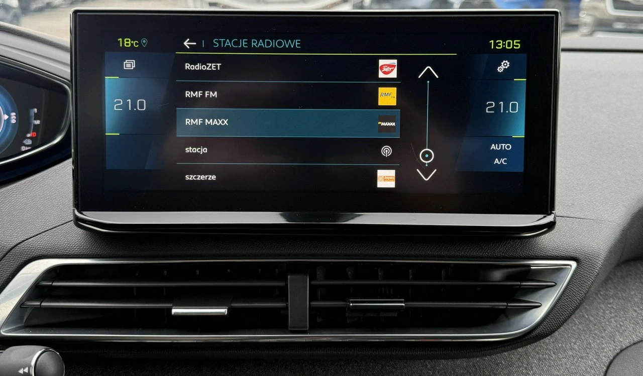 Peugeot 3008 - Zdjęcie 28