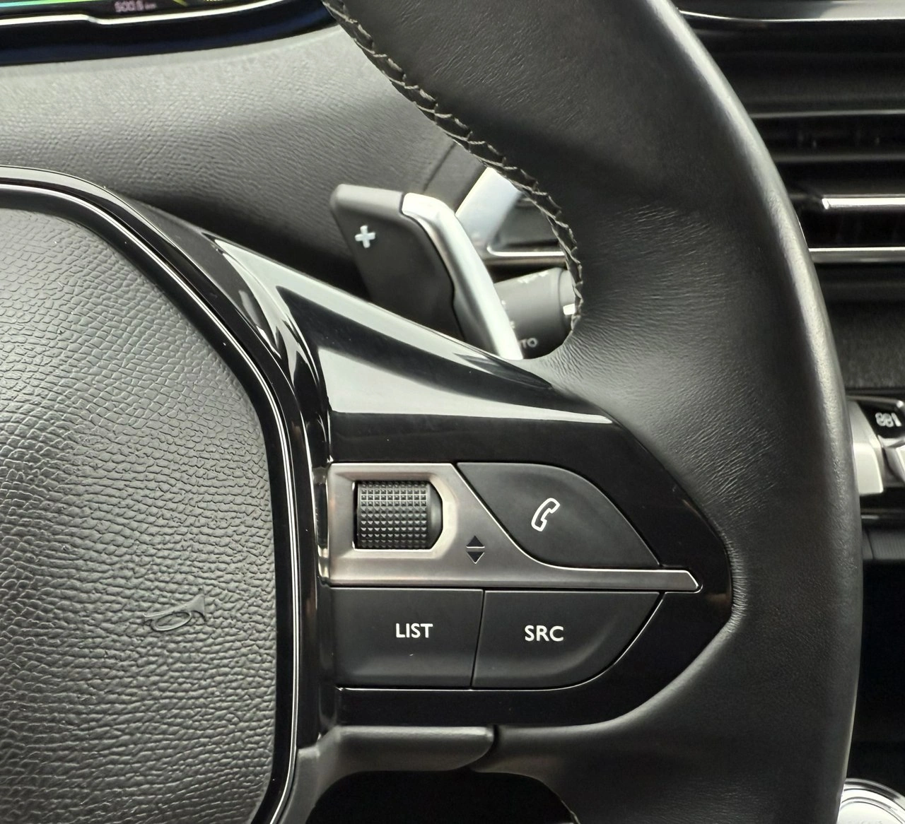 Peugeot 3008 - Zdjęcie 39