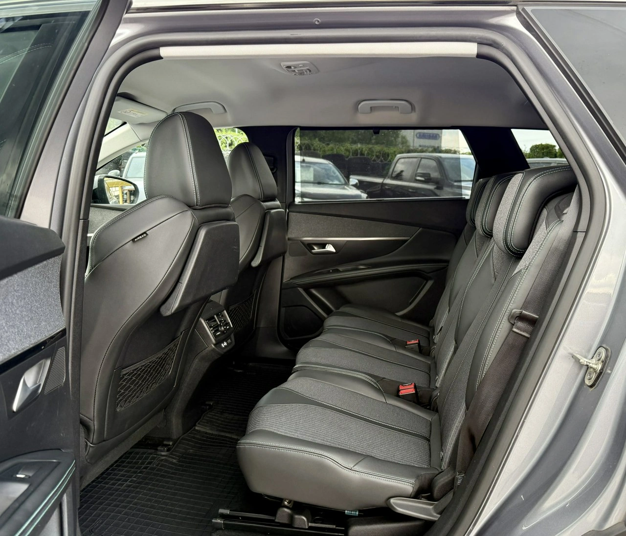 Peugeot 5008 - Zdjęcie 9