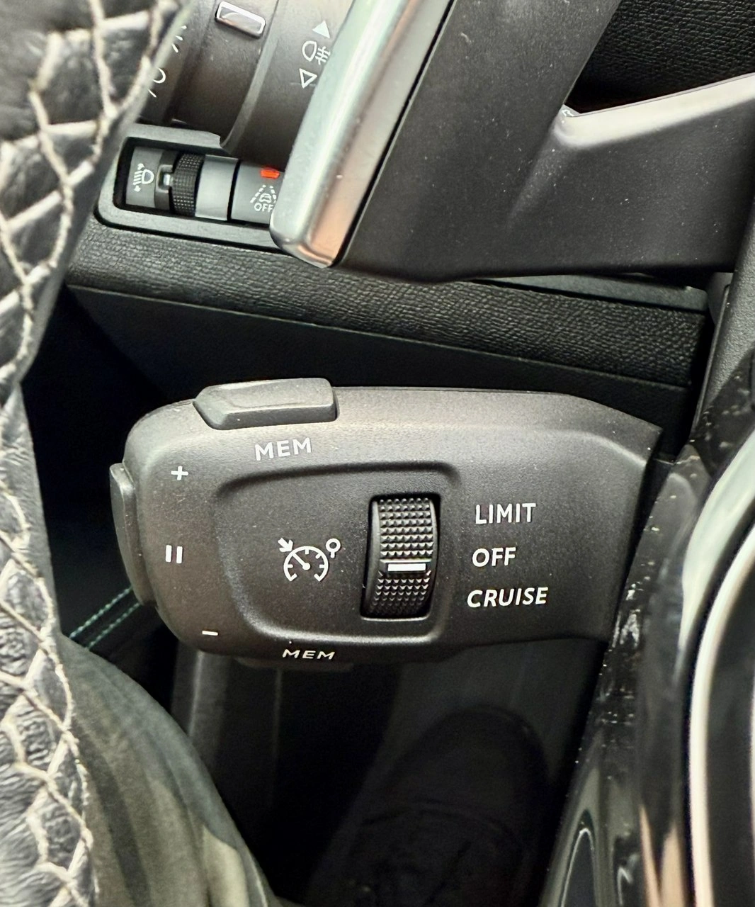 Peugeot 5008 - Zdjęcie 32