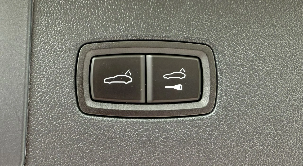 Porsche Cayenne - Zdjęcie 39