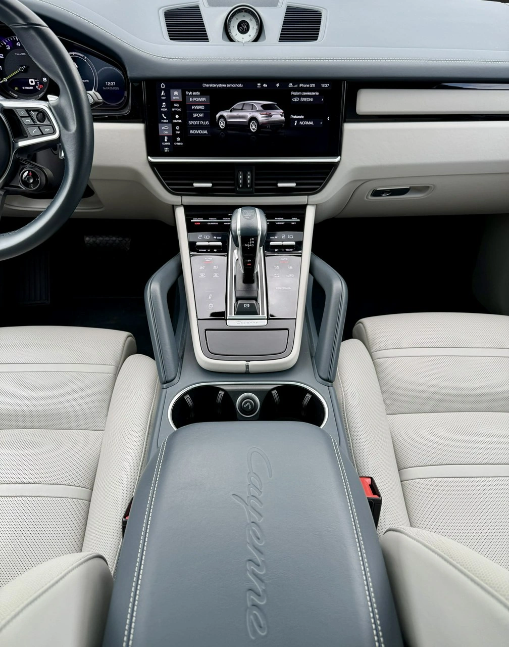 Porsche Cayenne - Zdjęcie 14