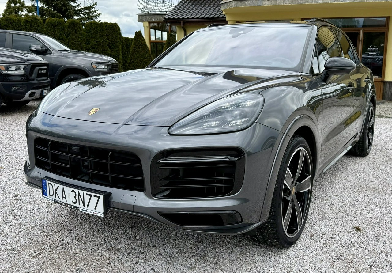 Porsche Cayenne - Główne zdjęcie