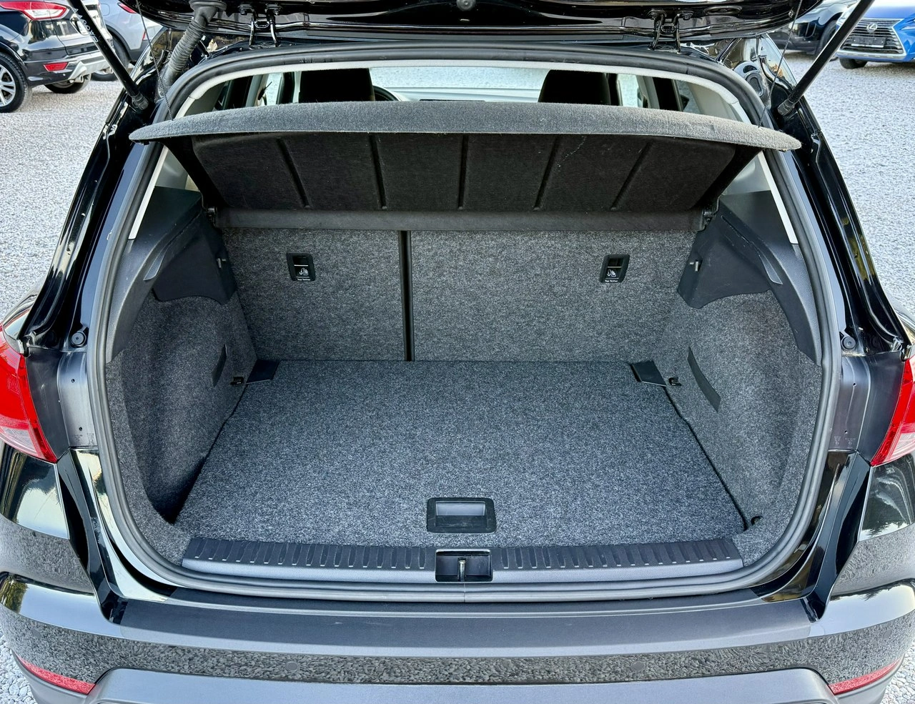 Seat Arona - Zdjęcie 35