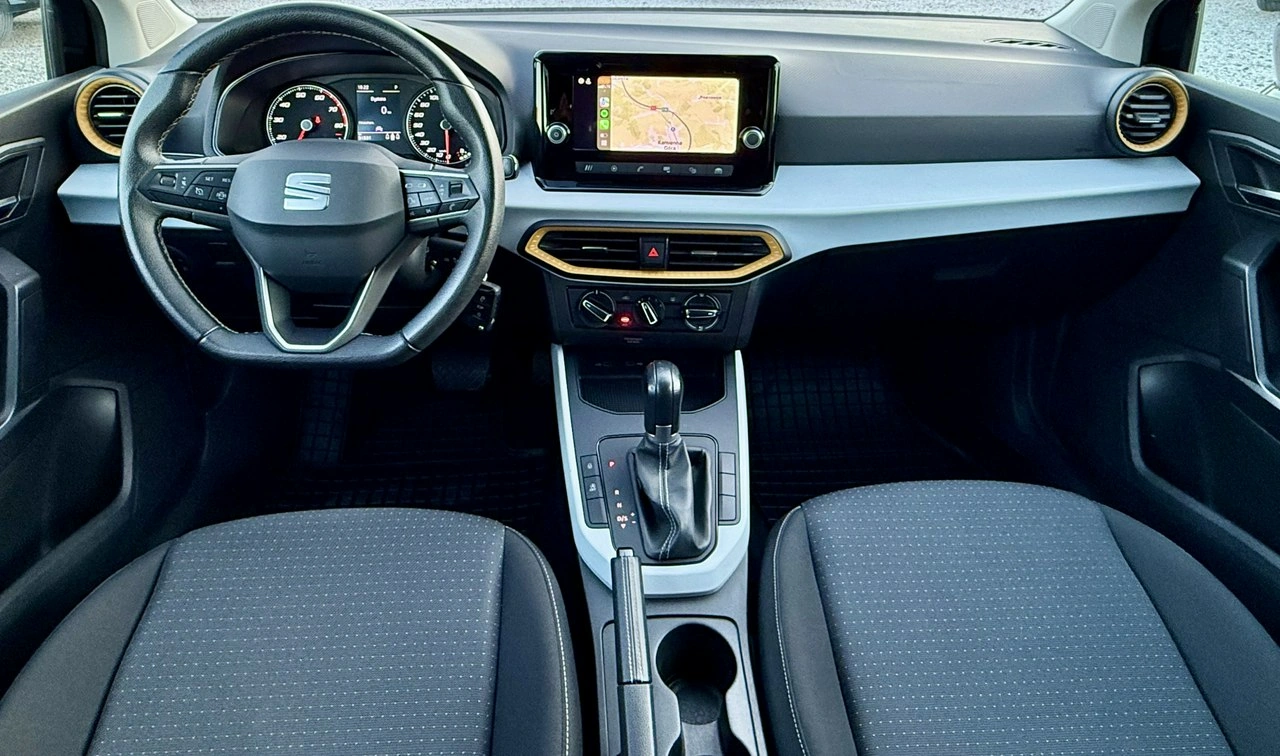 Seat Arona - Zdjęcie 10