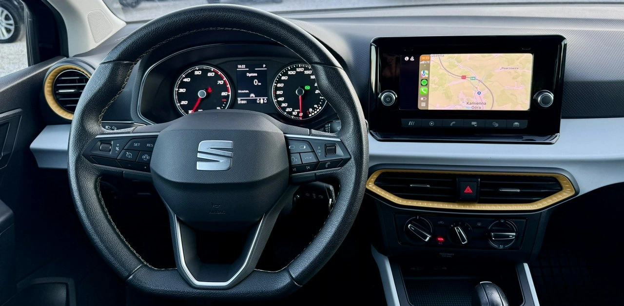 Seat Arona - Zdjęcie 13