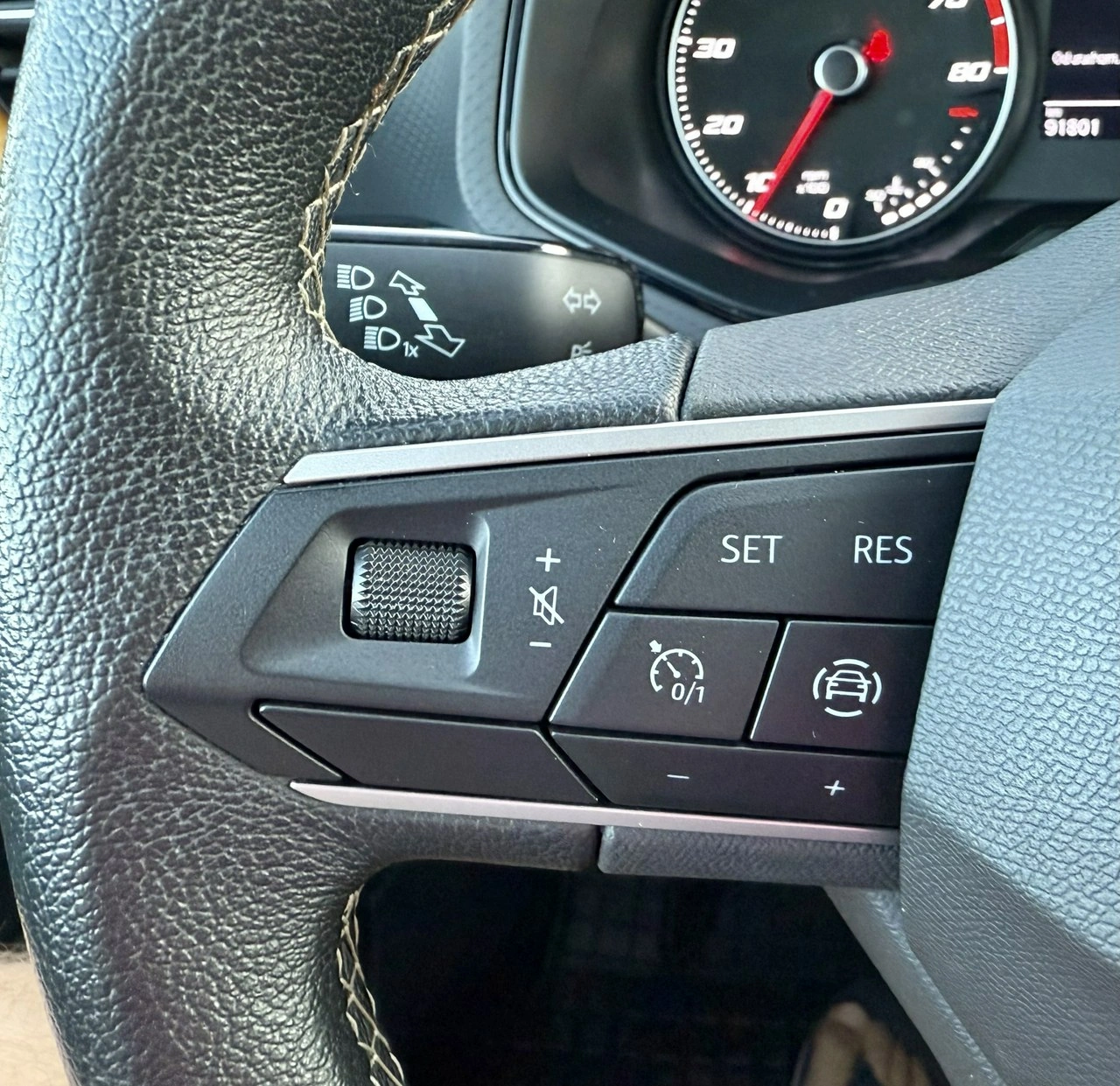 Seat Arona - Zdjęcie 19