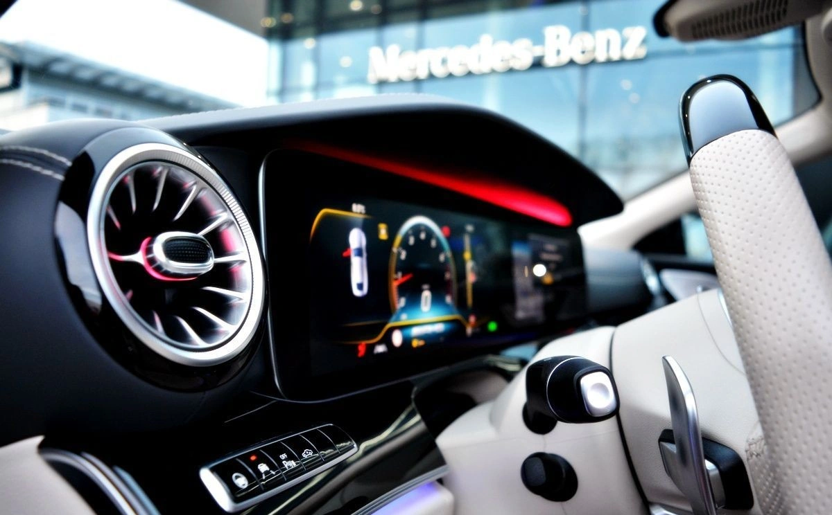 Mercedes-Benz AMG GT - Zdjęcie 37