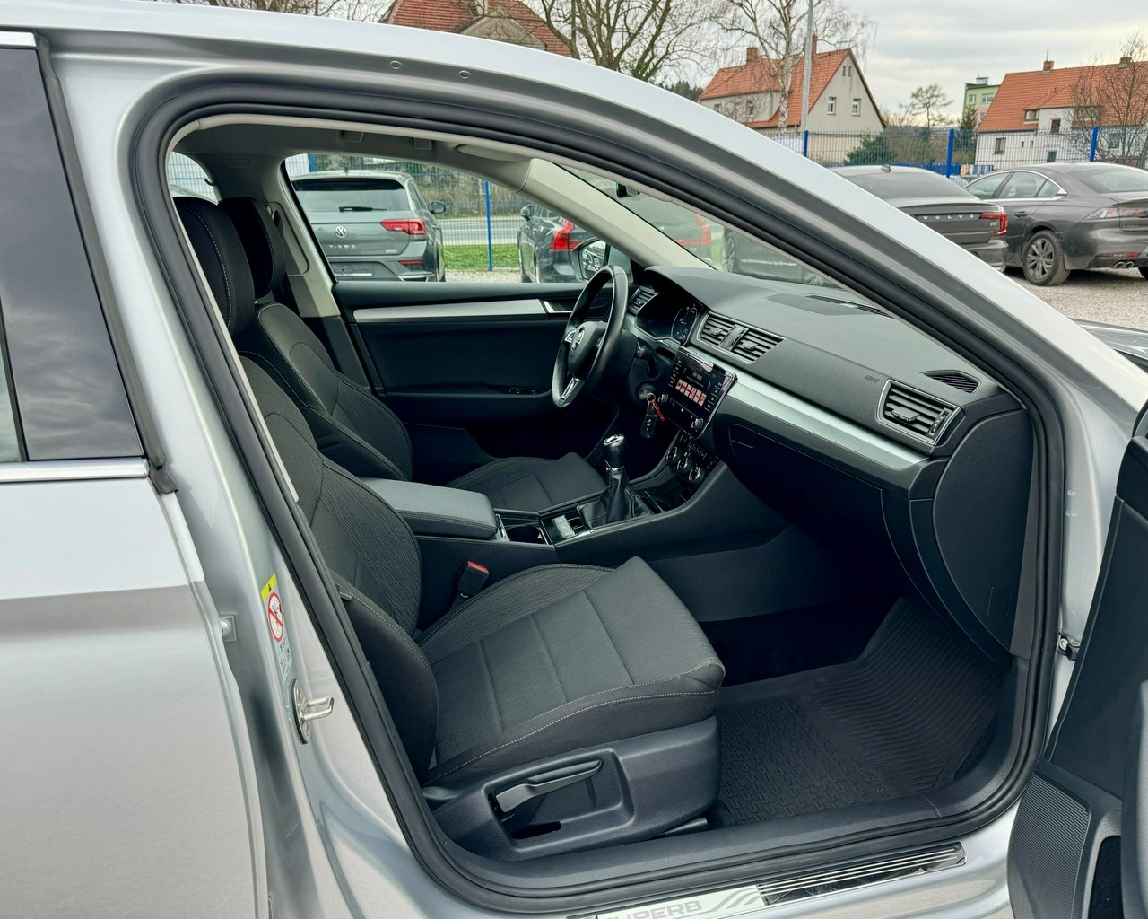 Skoda Superb - Zdjęcie 16