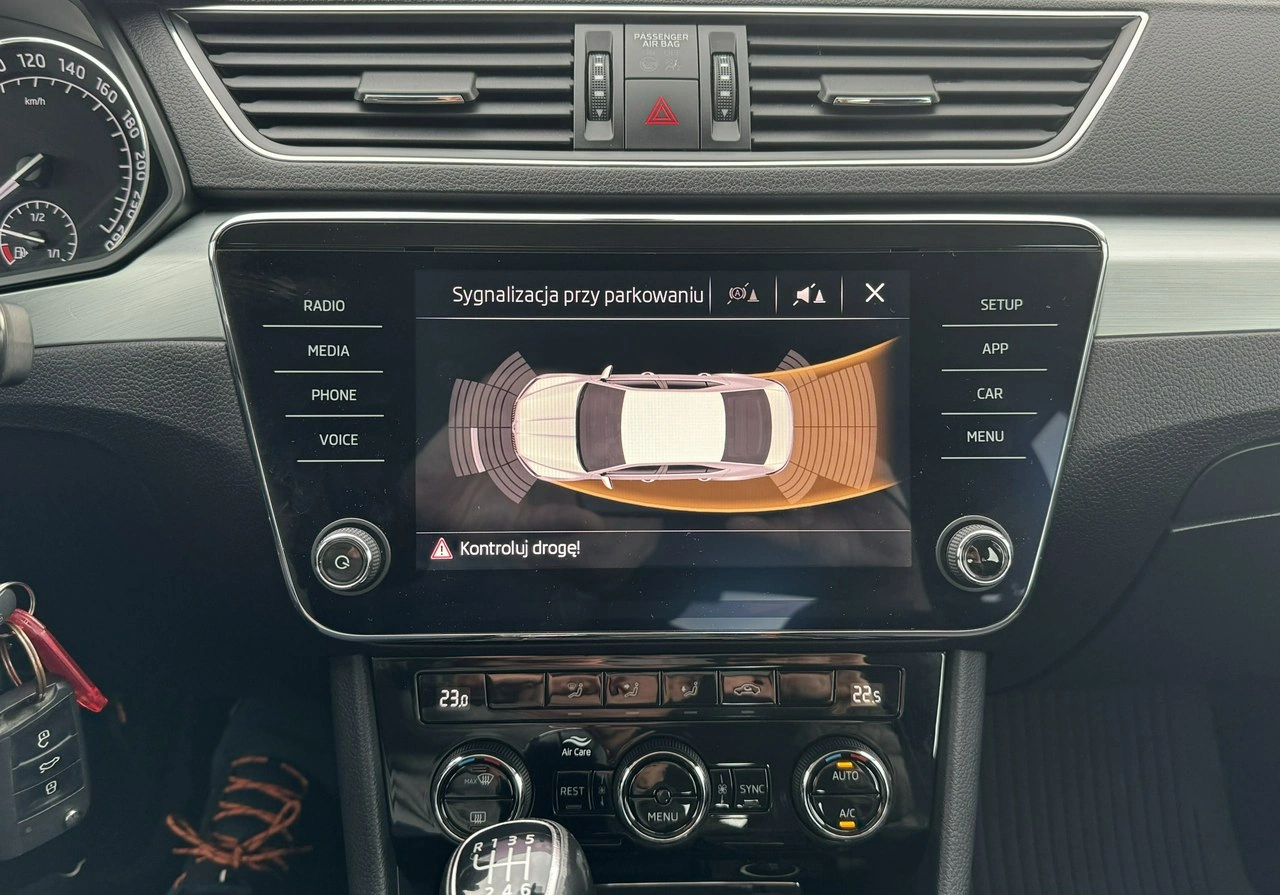 Skoda Superb - Zdjęcie 28