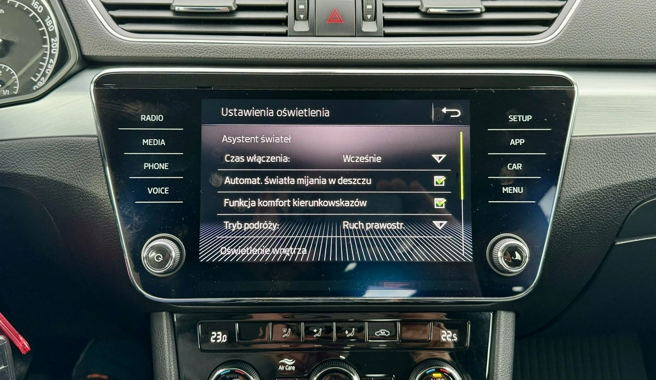 Skoda Superb - Zdjęcie 33