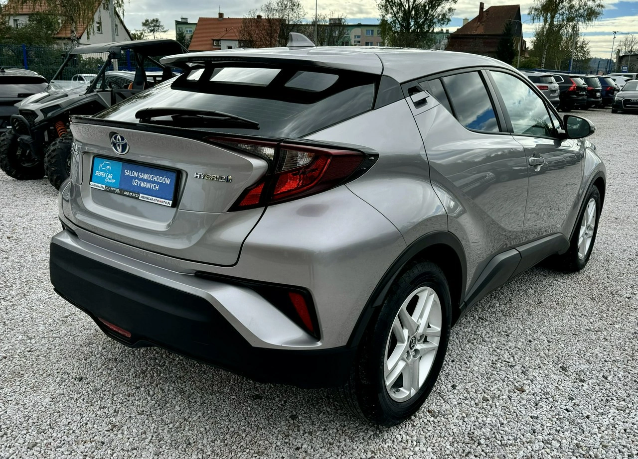 Toyota C-HR - Zdjęcie 6