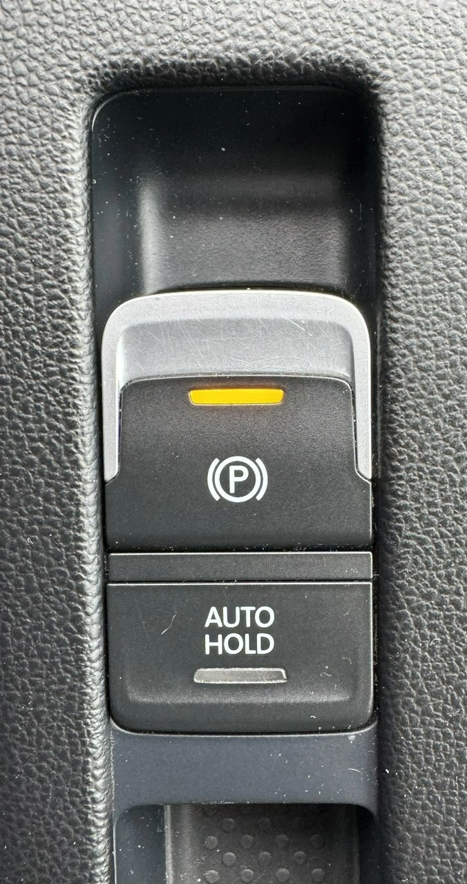 Volkswagen Passat - Zdjęcie 25