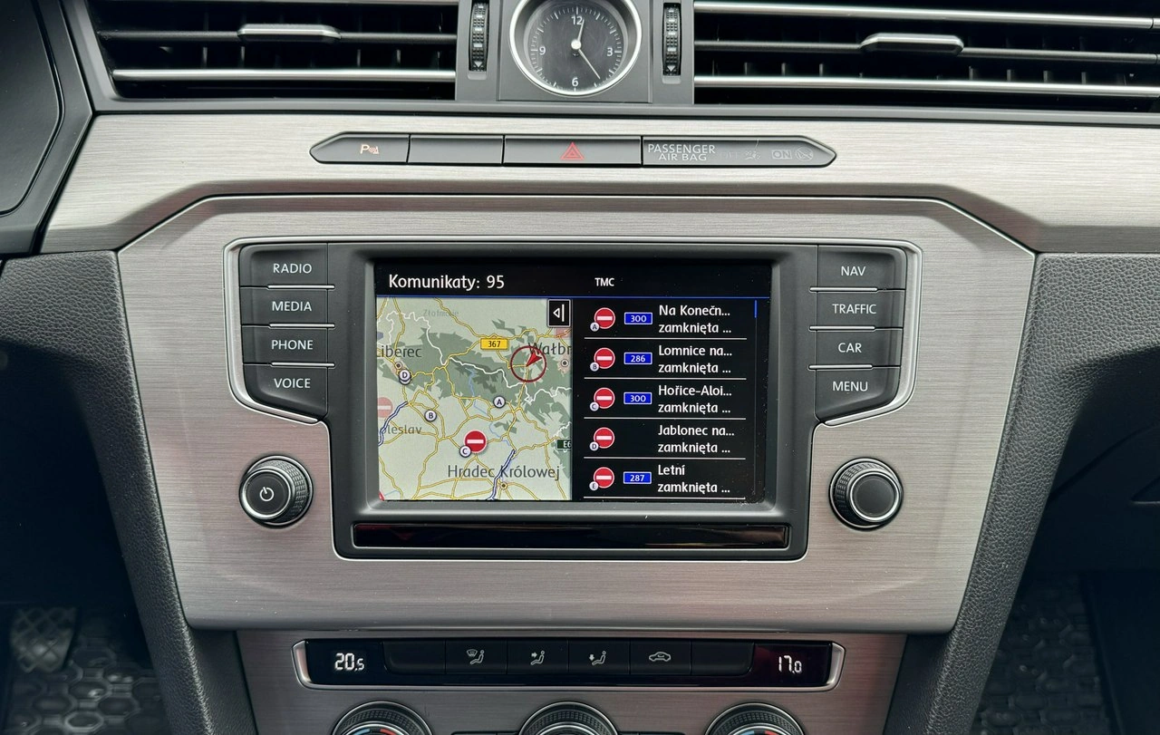 Volkswagen Passat - Zdjęcie 27