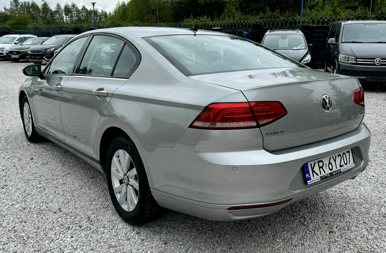 Volkswagen Passat - Zdjęcie 5