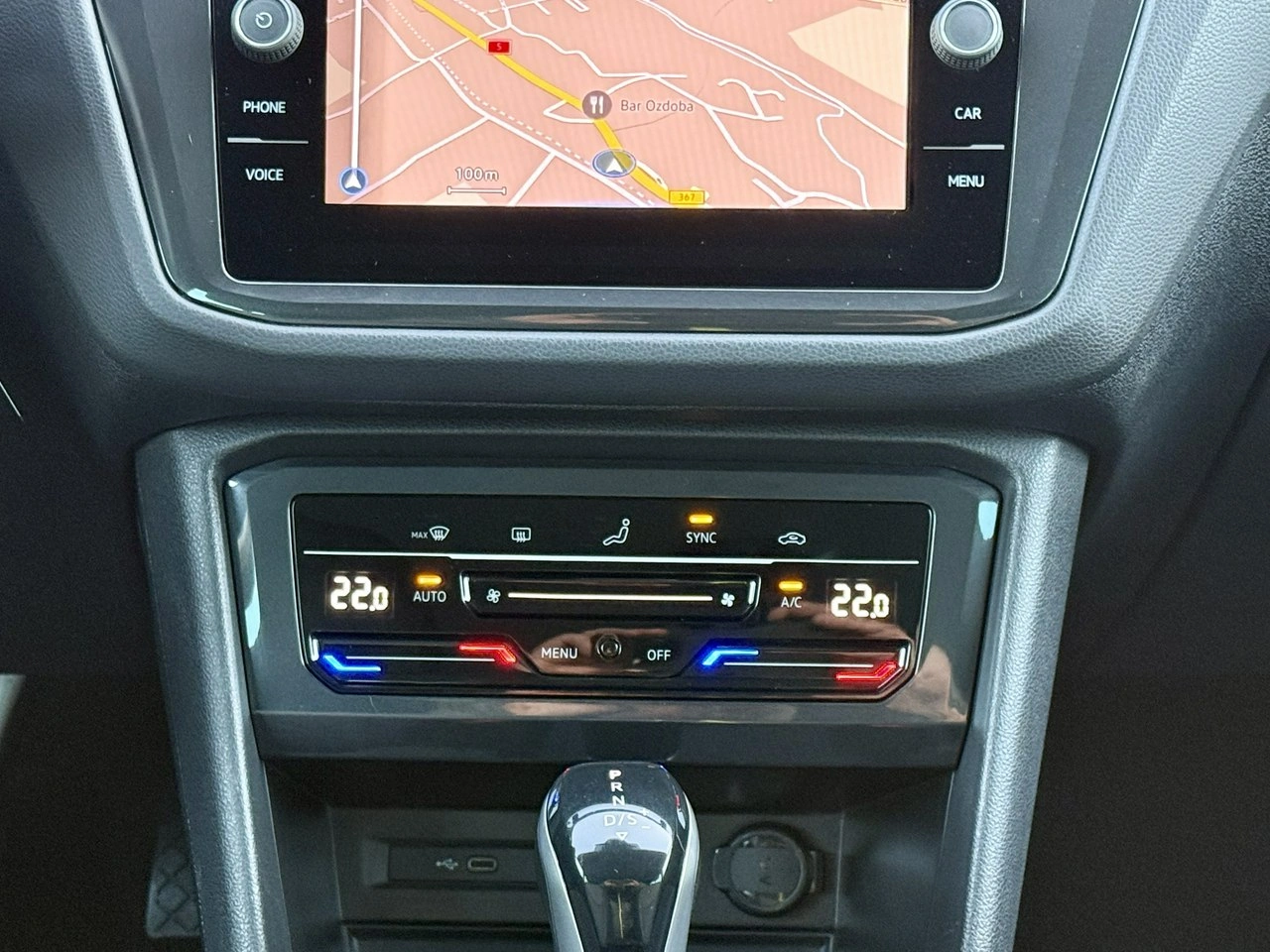 Volkswagen Tiguan - Zdjęcie 18