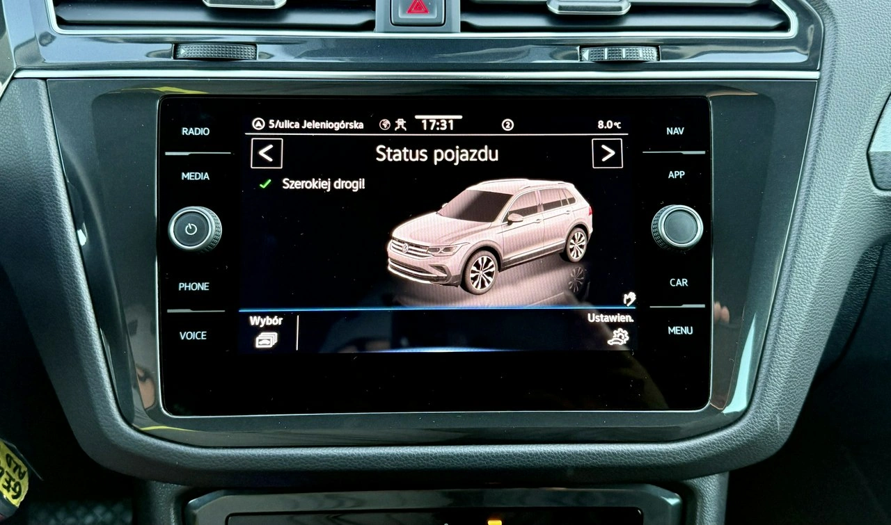 Volkswagen Tiguan - Zdjęcie 24