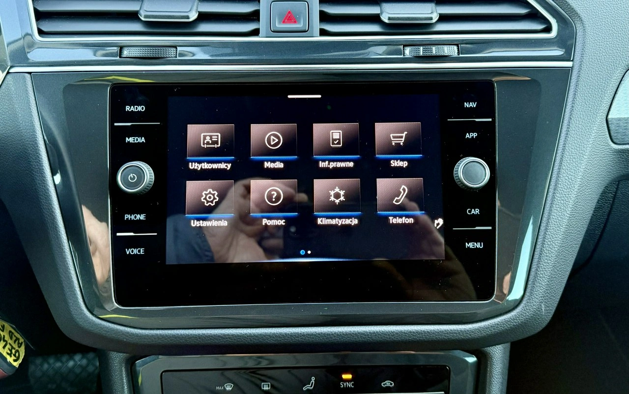 Volkswagen Tiguan - Zdjęcie 28