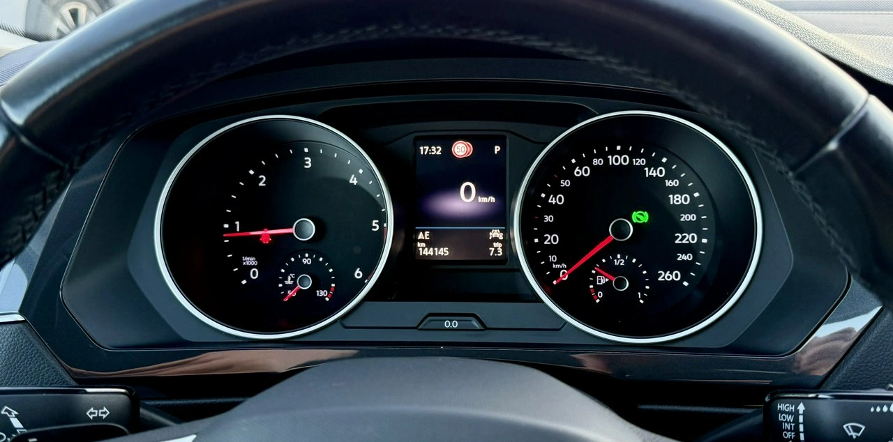 Volkswagen Tiguan - Zdjęcie 31