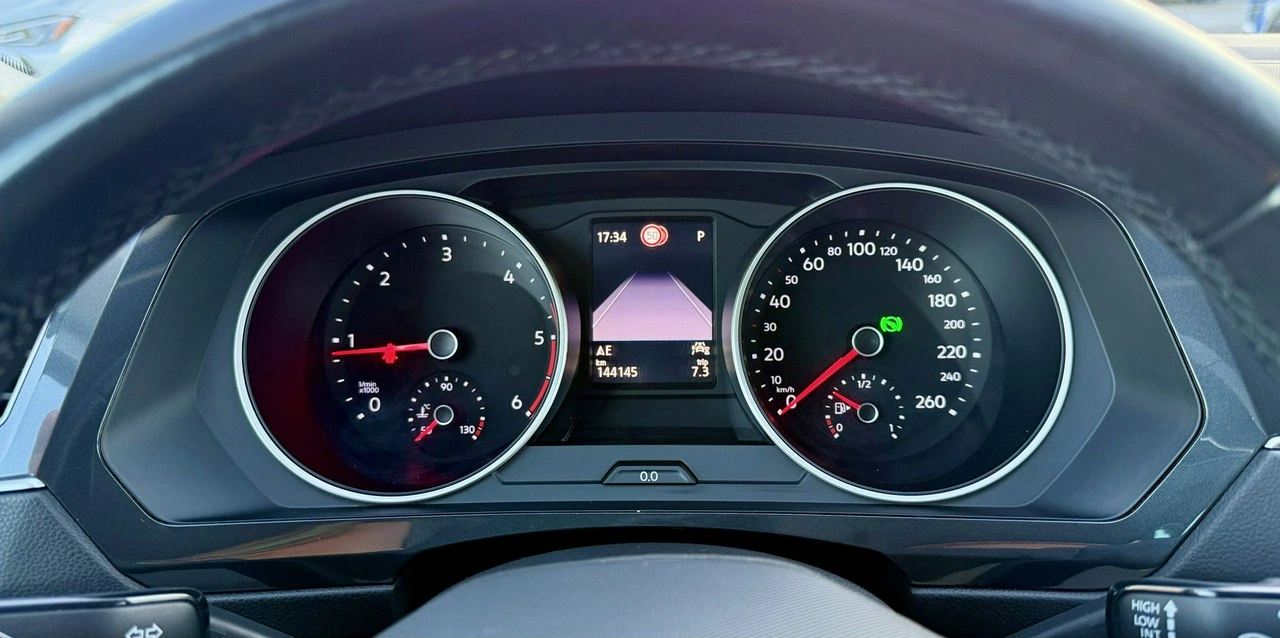 Volkswagen Tiguan - Zdjęcie 37