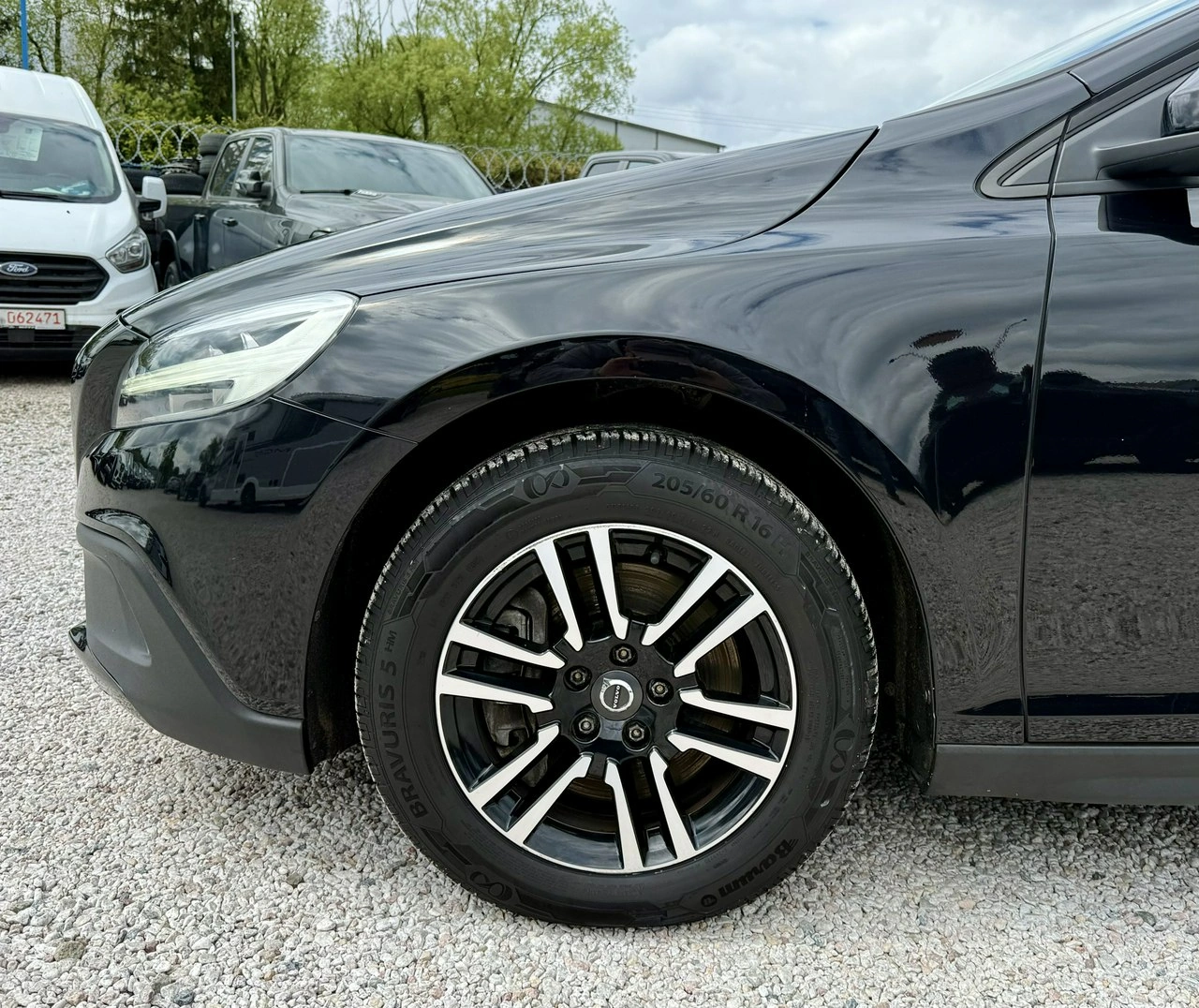 Volvo V40 Cross Country - Zdjęcie 30