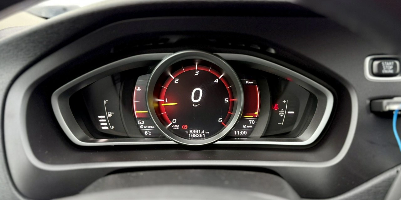 Volvo V40 Cross Country - Zdjęcie 16