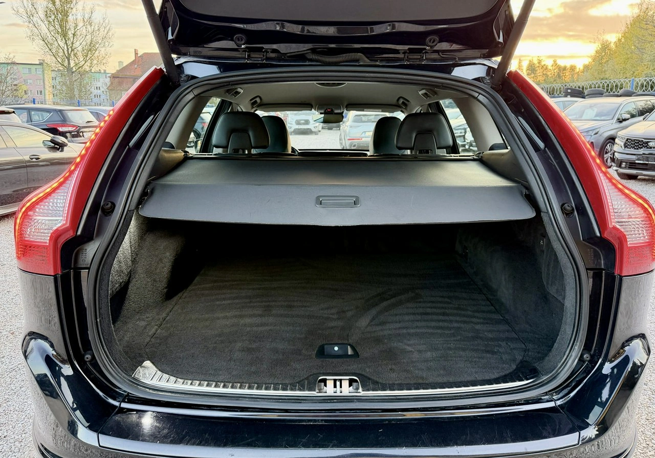 Volvo XC 60 - Zdjęcie 33