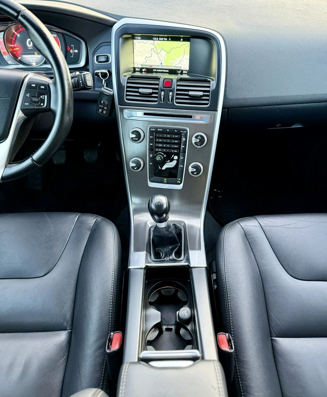 Volvo XC 60 - Zdjęcie 18