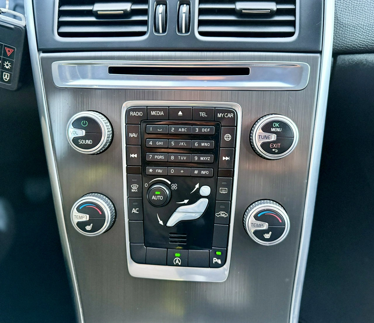 Volvo XC 60 - Zdjęcie 23