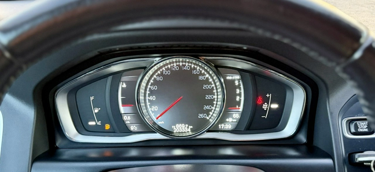 Volvo XC 60 - Zdjęcie 24