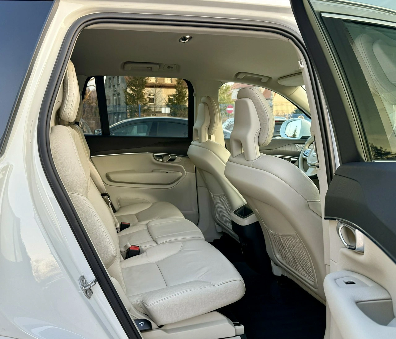 Volvo XC 90 - Zdjęcie 12