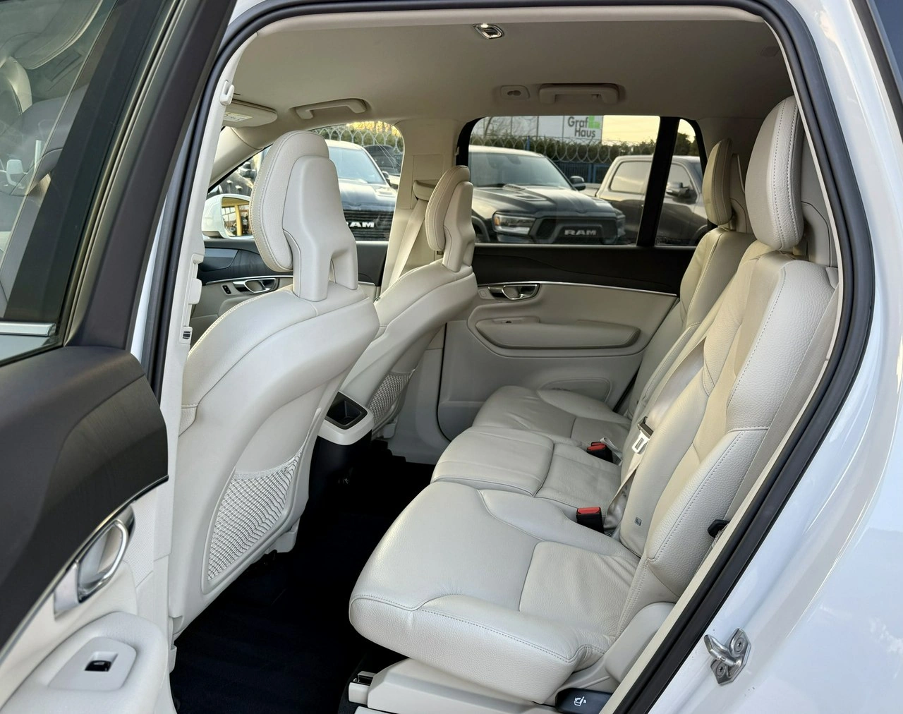 Volvo XC 90 - Zdjęcie 9