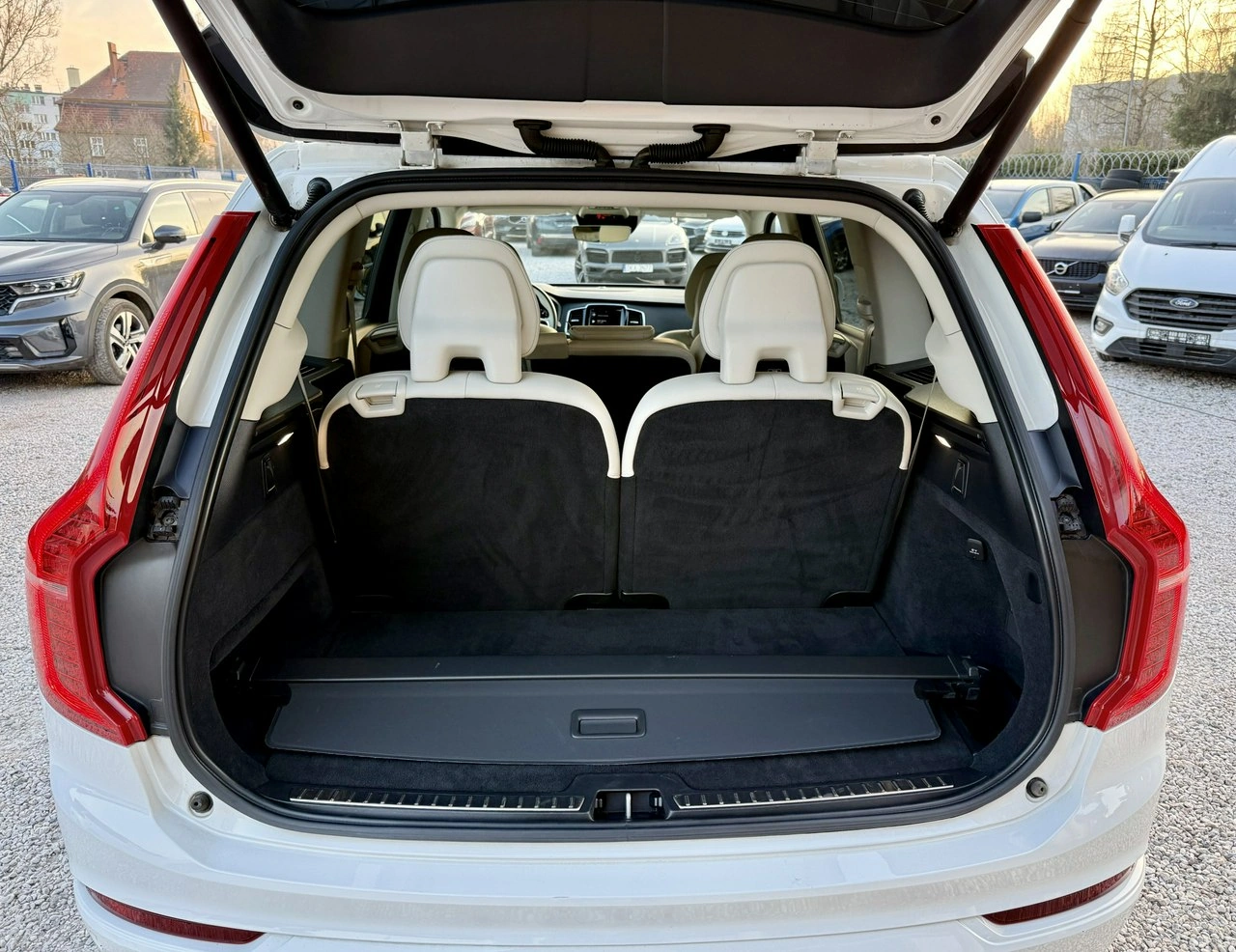 Volvo XC 90 - Zdjęcie 38